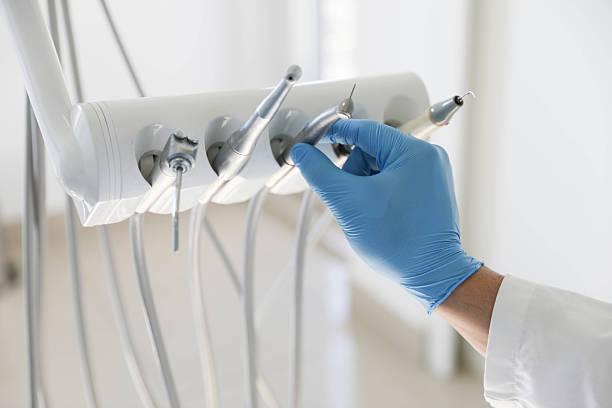 Professional Tooth Extraction technician working in Holly Lake Ranch, TX